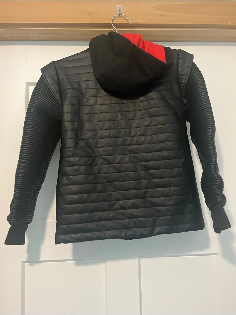 Disney Star Wars KYLO REN black hooded premium Jacket size 9-10 like new.